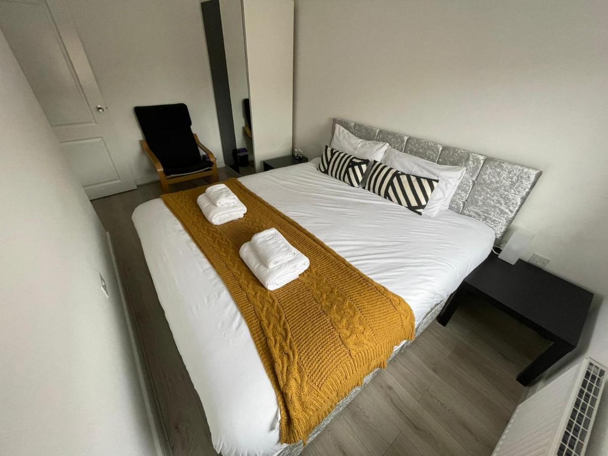 Modern Room With Huge Bed - Walk To City Centre! Manchester Dış mekan fotoğraf